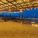 Dar Al Salaam Hospitality House